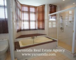 For Sale/Rent Lake Wood Crystal Lake ขาย / ให้เช่า บ้านติดทะเลสาบใหญ่ ในสนามกล็อฟเลควูด 15.5 M.THB , 60,000 baht/month