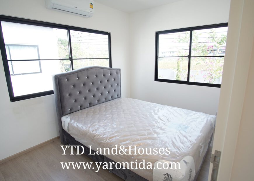 Townhouse for rent at Indy 5 Bangna km7 (35,000 Baht/month) ให้เช่าทาวน์เฮ้าส์ใหม่ อินดี้ 5 บางนา กม7 (35,000 บาท ต่อเดือน)