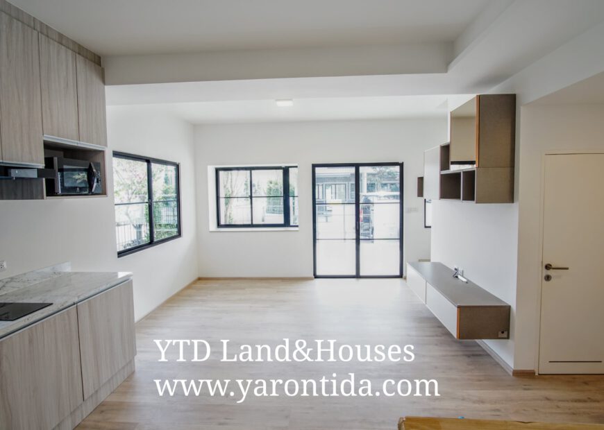 Townhouse for rent at Indy 5 Bangna km7 (35,000 Baht/month) ให้เช่าทาวน์เฮ้าส์ใหม่ อินดี้ 5 บางนา กม7 (35,000 บาท ต่อเดือน)