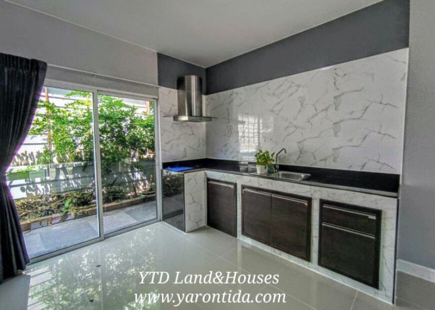 storey townhome for sale at The Colors Wongwaen – Ratchaphruek (2.4 MB.)