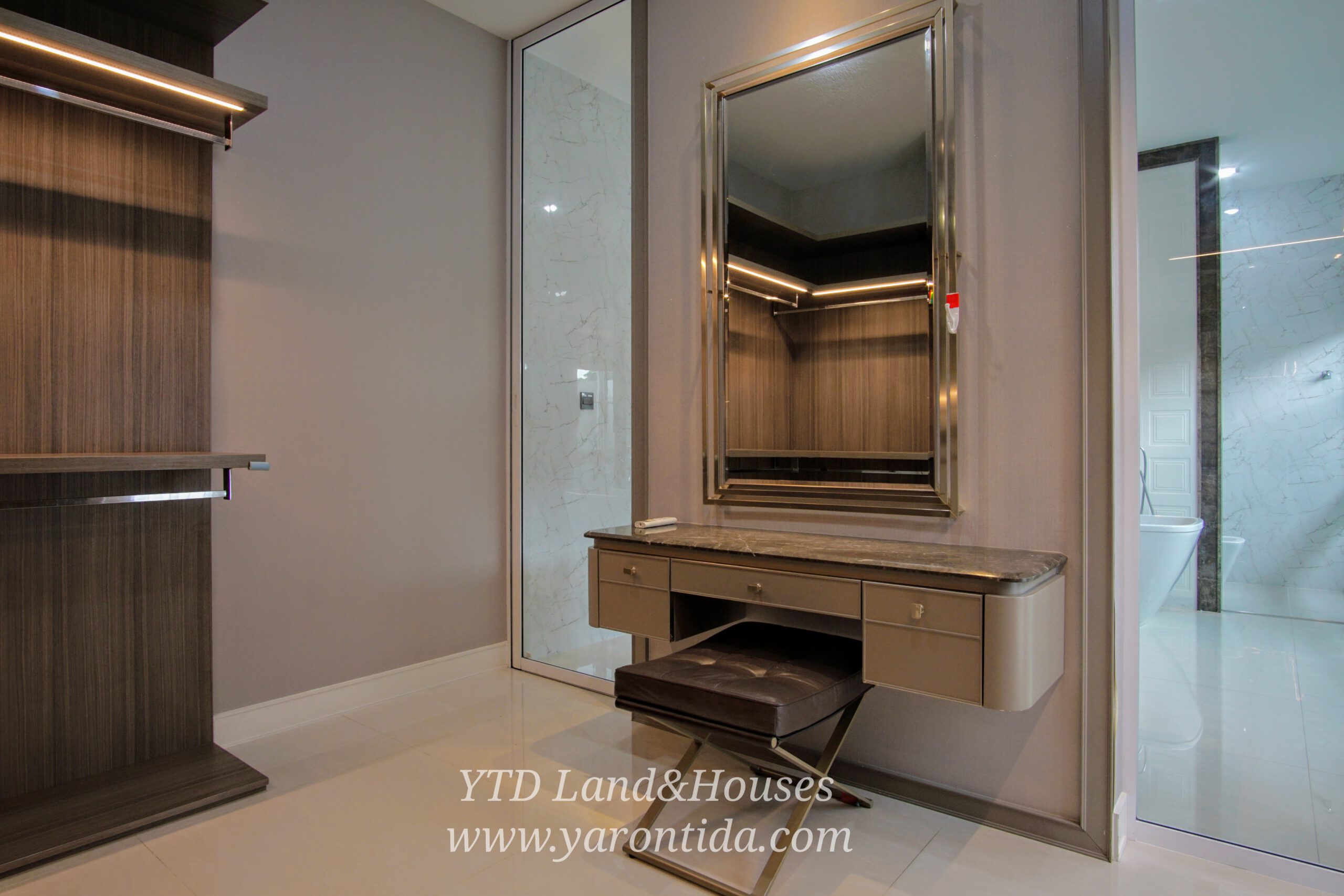 Luxury house for Rent Nanthawan Bangna km7 Next to Mega Bangna LSize