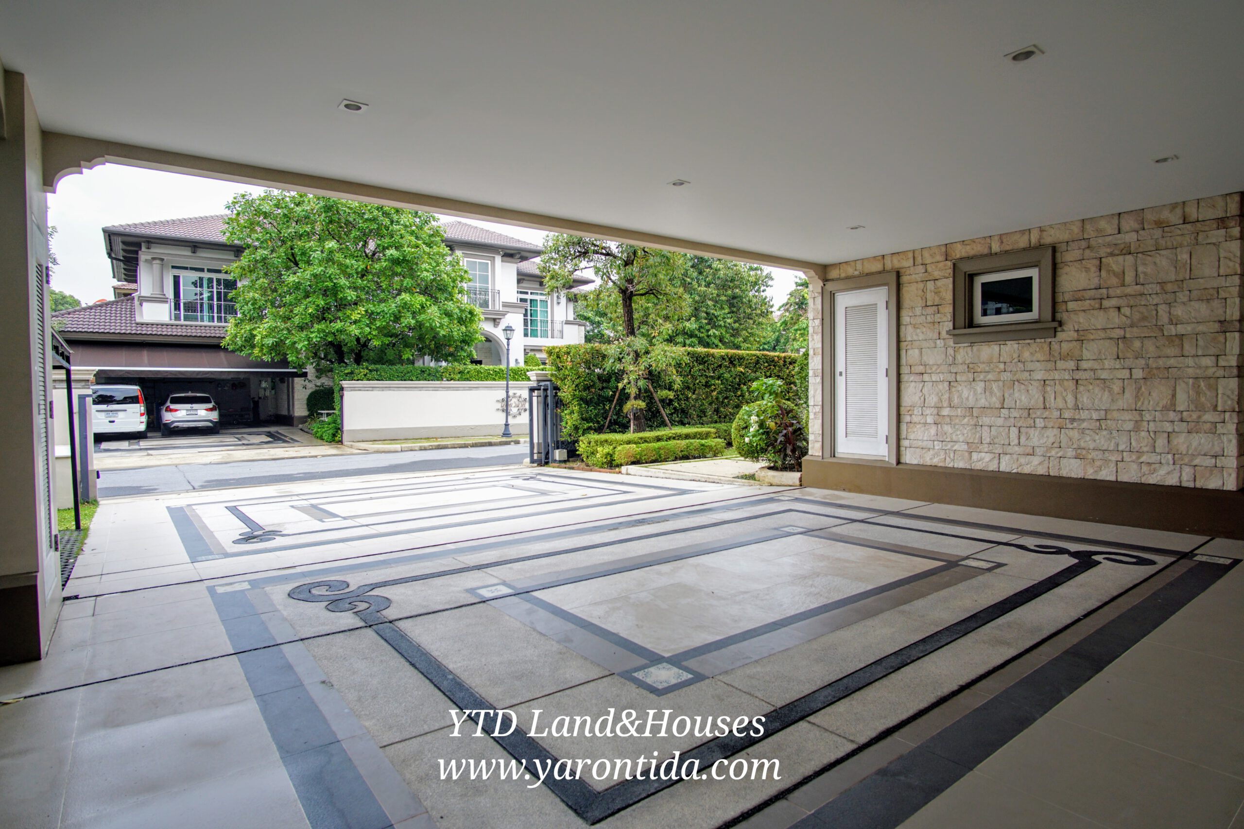 Luxury house for Rent Nanthawan Bangna km7 Next to Mega Bangna LSize
