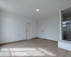 ขายทาวน์โฮม 2 ชั้น ในโครงการ Indy 4 บางนา กม.7 For Sale 2-storey townhome in Indy 4 Bangna Km.7 5.6M.THB