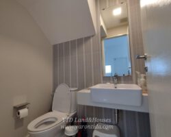 ขายทาวน์โฮม 2 ชั้น ในโครงการ Indy 4 บางนา กม.7 For Sale 2-storey townhome in Indy 4 Bangna Km.7 5.6M.THB