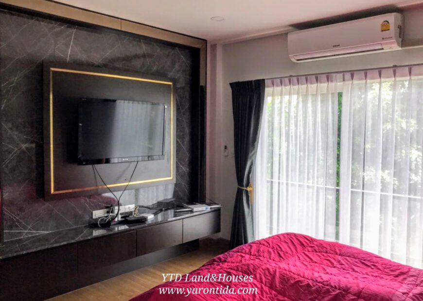 ขาย Centro บางนา วงแหวน For Sale Centro Bangna- Wongwaen 8.5 M.THB
