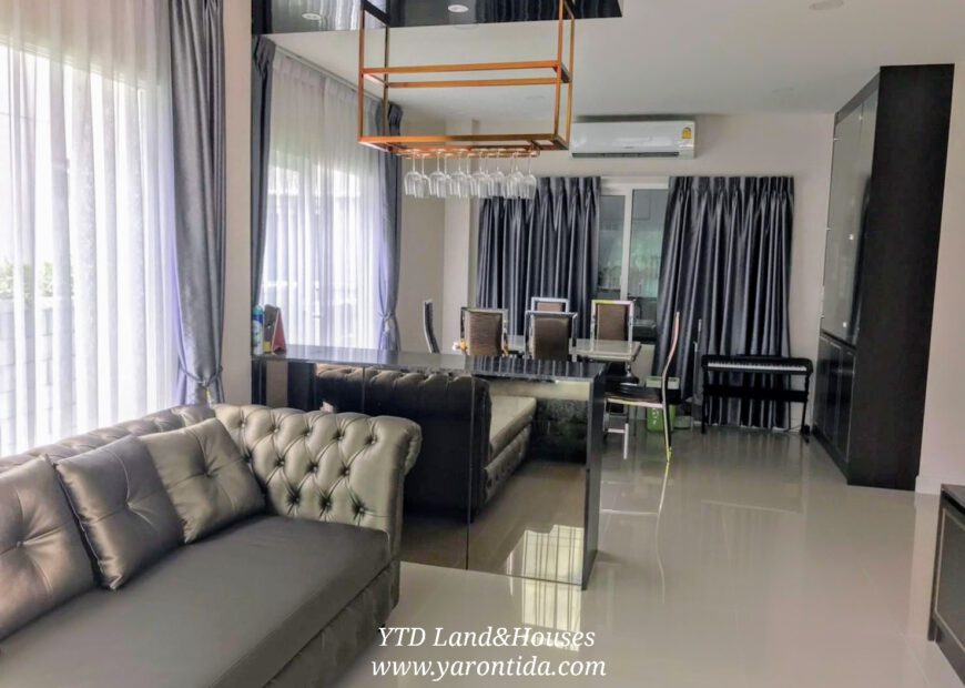 ขาย Centro บางนา วงแหวน For Sale Centro Bangna- Wongwaen 8.5 M.THB