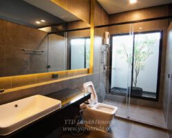For rent VIVE Bangna km7 renting 60,000 baht/month