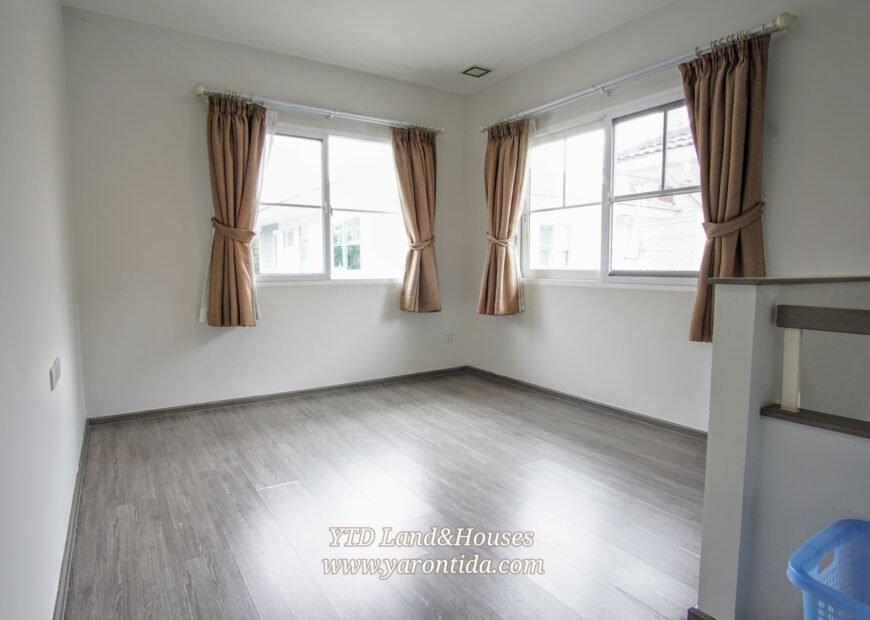 House For Rent at Chaiyapruk Bangna km7 Next to Mega Bangna 50k Baht/month
