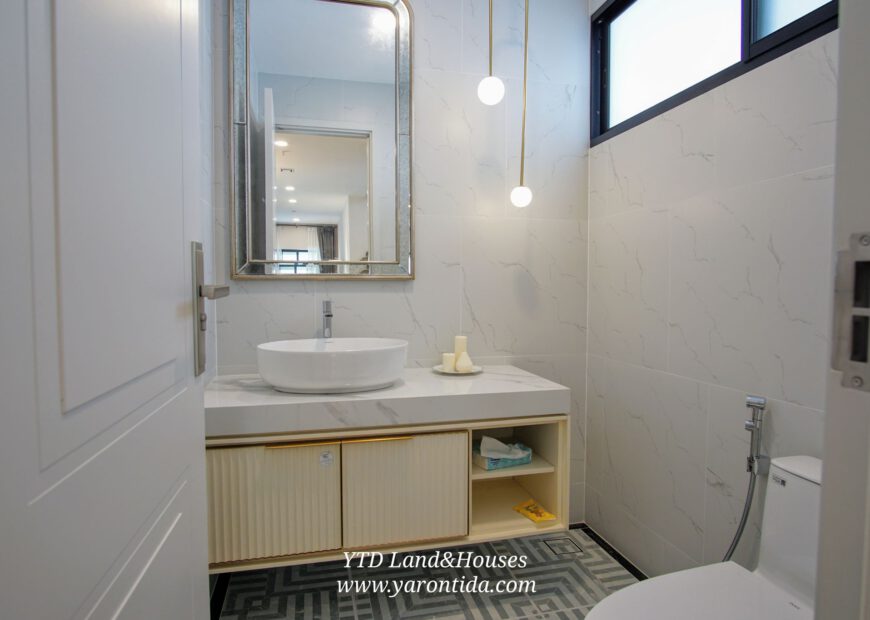 Luxury House for Rent Nantawan 2 Rama 9 Krungthepkreetha