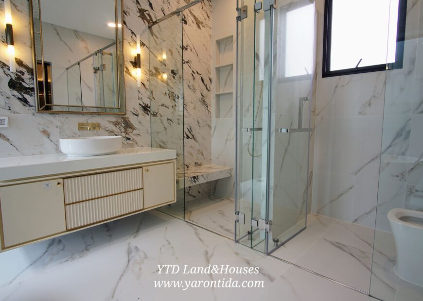 Luxury House for Rent Nantawan 2 Rama 9 Krungthepkreetha