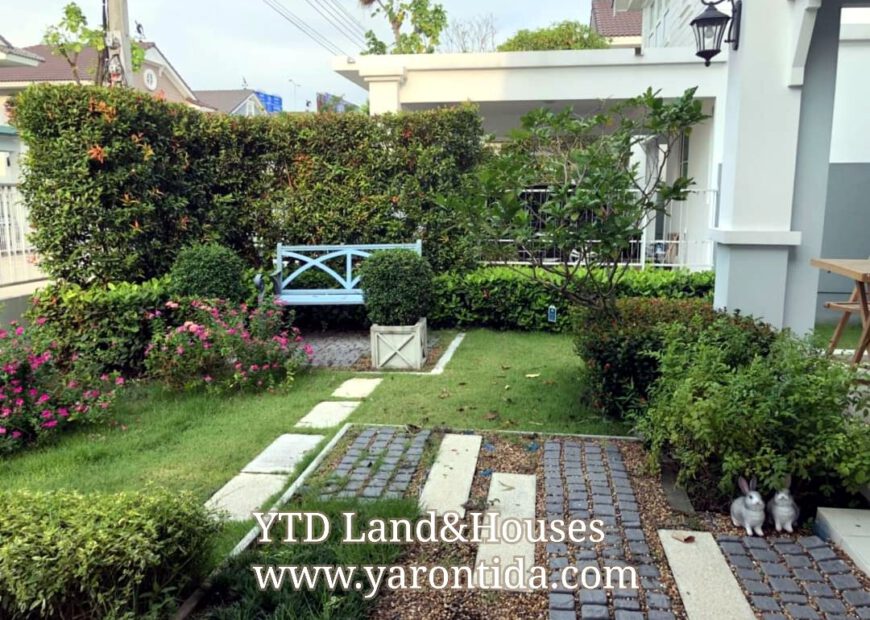 House For Rent at Chaiyapruk Bangna km7 Next to Mega Bangna 50k Baht/month