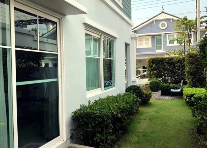 House For Rent at Chaiyapruk Bangna km7 Next to Mega Bangna 50k Baht/month