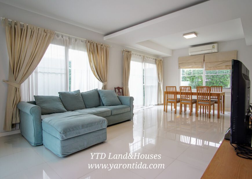 House For Rent at Chaiyapruk Bangna km7 Next to Mega Bangna 50k Baht/month