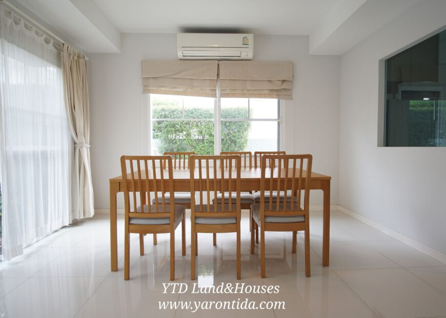 House For Rent at Chaiyapruk Bangna km7 Next to Mega Bangna 50k Baht/month