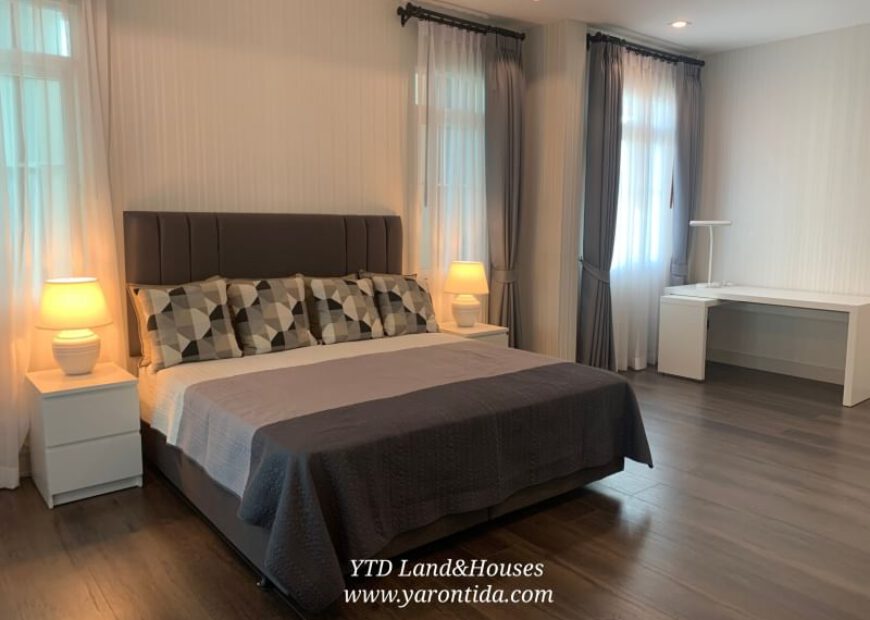 Luxury House for Rent at Nantawan Bangna km7 180,000 Baht/month