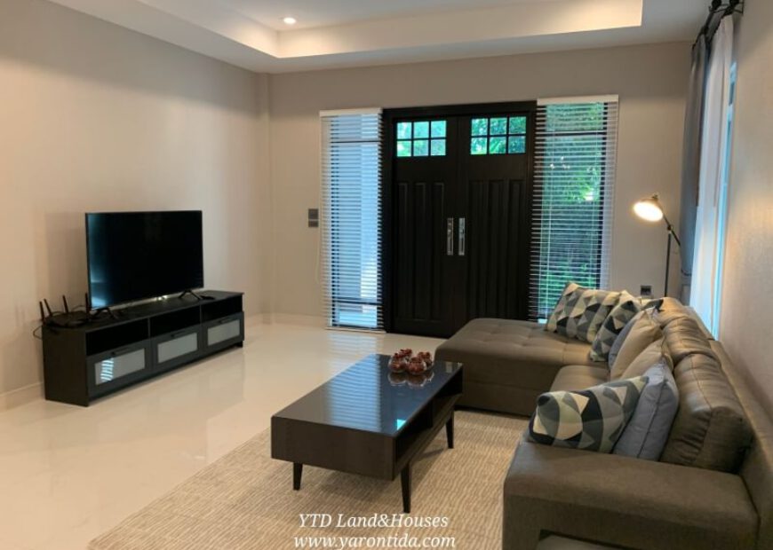 Luxury House for Rent at Nantawan Bangna km7 180,000 Baht/month