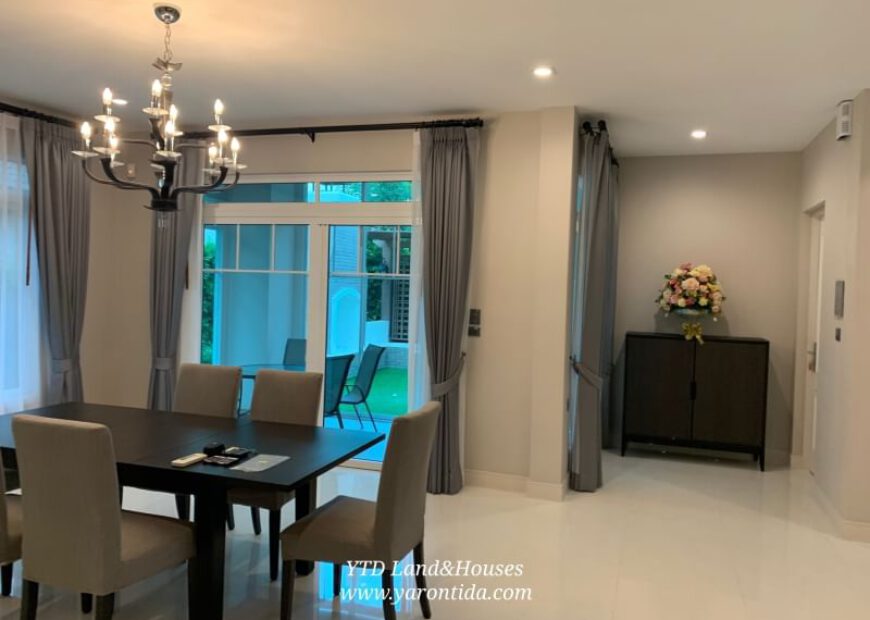 Luxury House for Rent at Nantawan Bangna km7 180,000 Baht/month