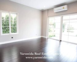 Luxury house for Rent at Nantawan Bangna KM.7 180,000 baht/month (unfurnished)