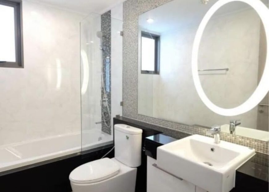 For Sale Supalai Oriental Sukhumvit 39 near BTS Phrom Phong and MRT Phetchaburi.
