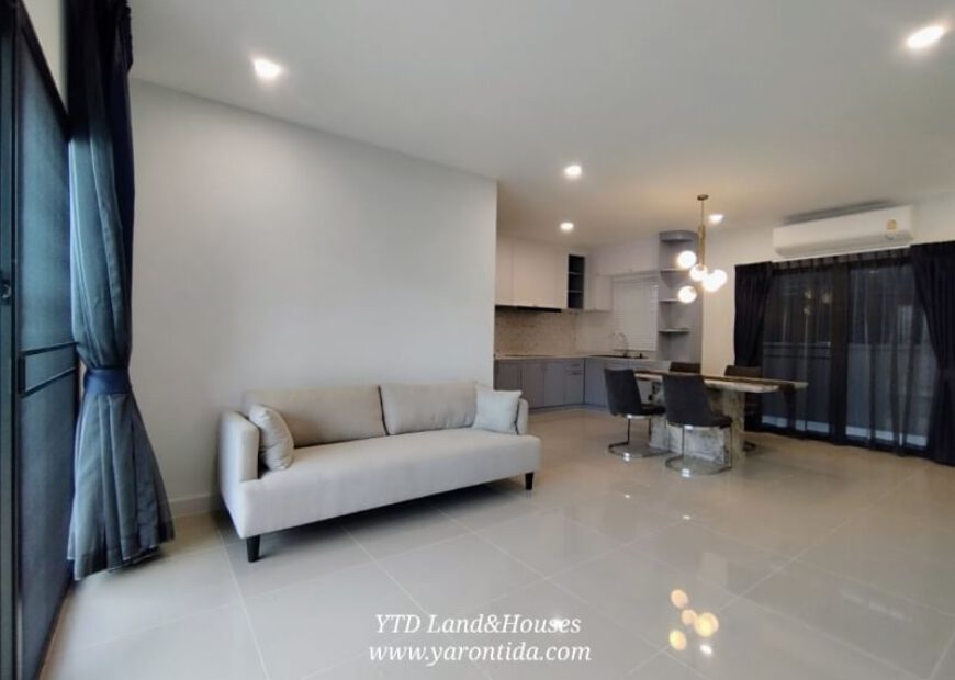 ให้เช่า ทาวน์โฮม 2 ชั้น ในโครงการ พลีโน สุขุมวิท-บางนา 2 บ้านแปลงมมอยู่ทำเลต้นโครงการ