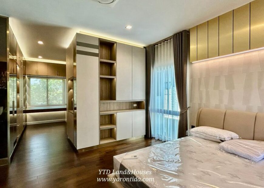 ขาย/ให้เช่า บ้านหรู แกรนด์ บางกอก บูเลอวาร์ด บางนา-อ่อนนุช