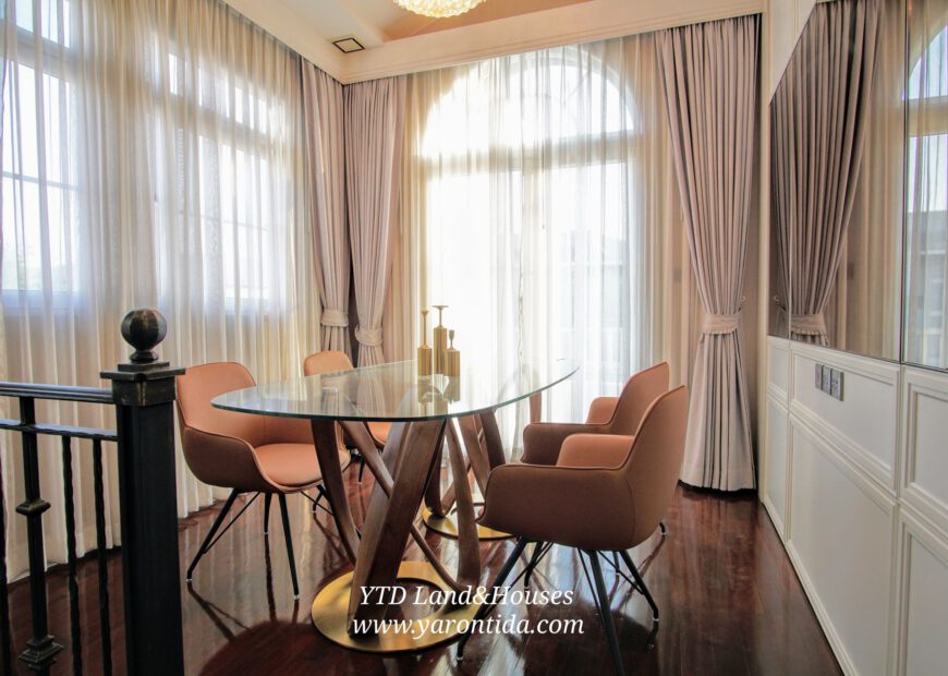 ให้เช่า บ้านนันทวัน บางนา กม.7 สวนหลังบ้านขนาดใหญ่  (Fully furnished)