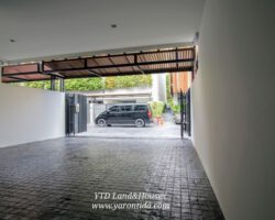 Luxury townhome for rent The Park lane Sukhumvit 105 Lasalle 24