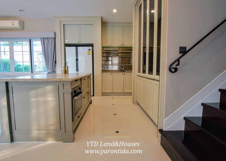 ให้เช่า บ้านนันทวัน บางนา กม.7 สวนหลังบ้านขนาดใหญ่  (Fully furnished)