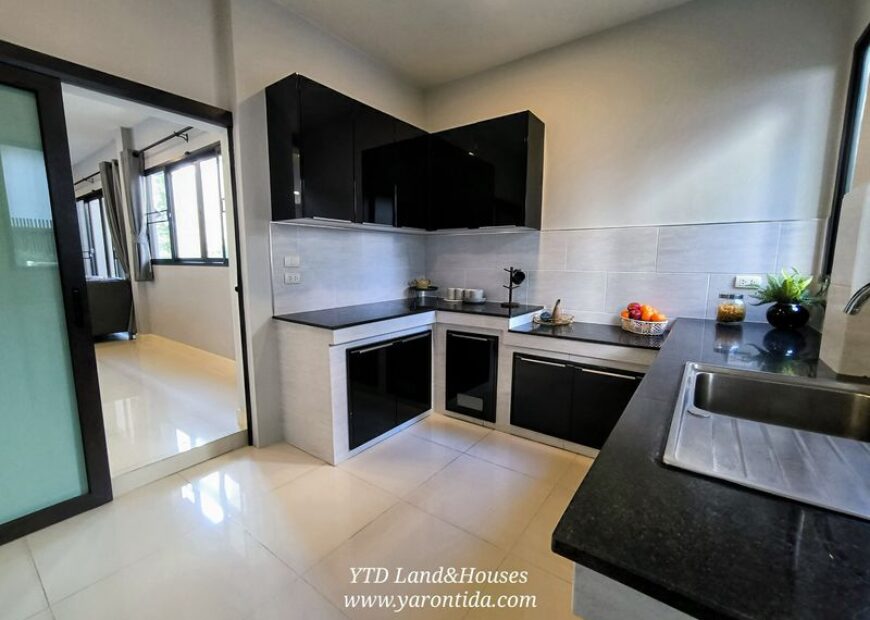 ขายบ้าน THE CITY บางนา กม.7 เนื้อที่ 96 ตารางวา หลังใหญ่ พร้อมเฟอร์บิวท์อิน