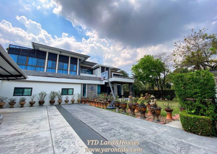 ขาย บ้านหรู ลดาวัลย์ ราชพฤกษ์-ปิ่นเกล้า แปลงหัวมุม ทิศเหนือ