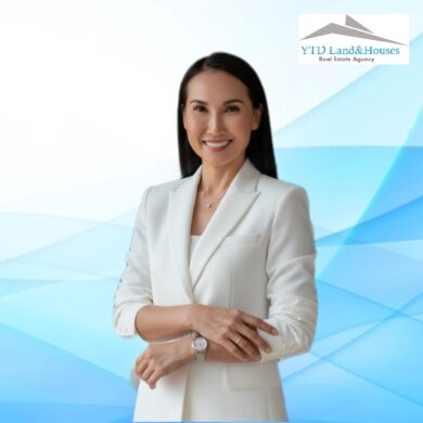 คุณกุลยารัสมิ์ วงษ์ศิริ (ชื่อเล่น Kob )