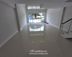 ขาย อาคารพาณิชย์ 3 ชั้น(พร้อมชั้นลอย) ในโครงการ Villaggio เพชรเกษม สาย 4