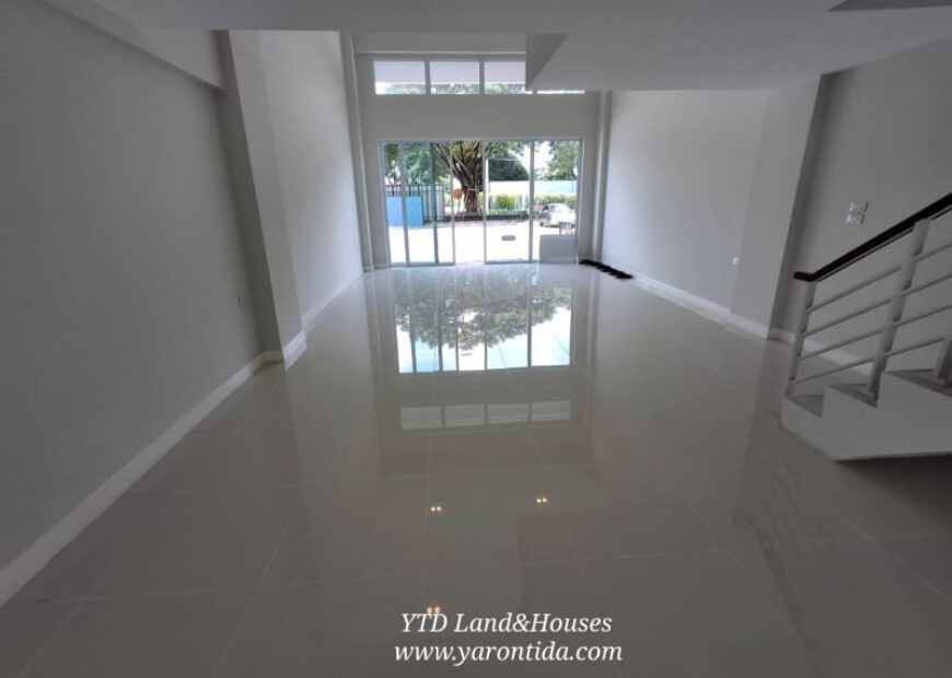ขาย อาคารพาณิชย์ 3 ชั้น(พร้อมชั้นลอย) ในโครงการ Villaggio เพชรเกษม สาย 4