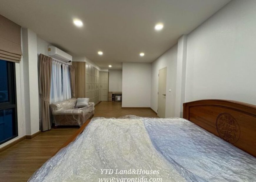 ให้เช่า บ้านเดี่ยว 2 ชั้น 4 ห้องนอน Centro บางนา