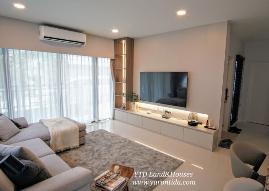 ให้เช่าบ้านเดี่ยว โครงการ Centro บางนา L Size เฟอร์นิเจอร์บิวท์อินสวยงาม ติดเมกะ-บางนา