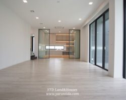 ขาย บ้านหรู วีเว่ บางนา วีเว่ บางนา กม.13 บ้านเดี่ยว Super Luxury