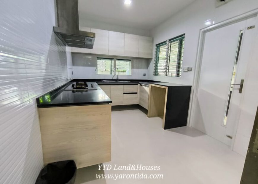 ขายมัณฑนา 2 บางนา กม7 แปลงมุม ต้นโครงการ บ้านใหม่ สภาพดี