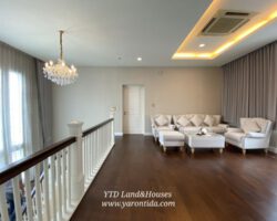 ให้เช่า บ้านหรู นาราสิริ บางนา แปลงมุม  (เฟอร์นิเจอร์ครบ)