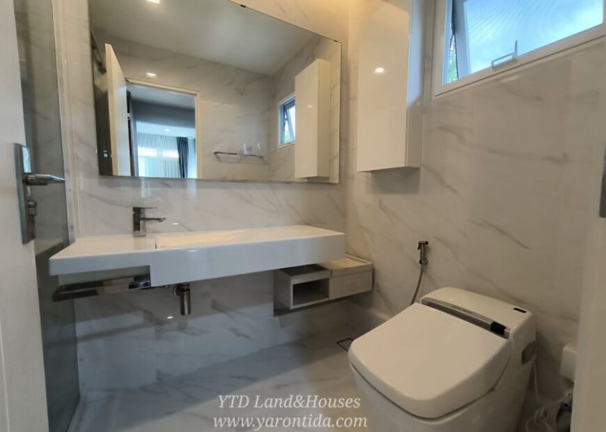 ขายมัณฑนา 2 บางนา กม7 แปลงมุม ต้นโครงการ บ้านใหม่ สภาพดี