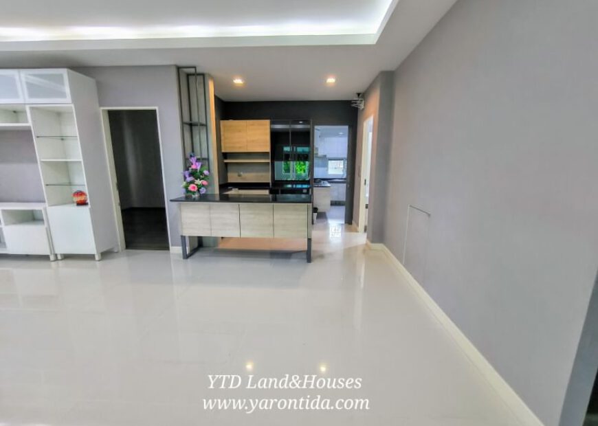 ขายมัณฑนา 2 บางนา กม7 แปลงมุม ต้นโครงการ บ้านใหม่ สภาพดี