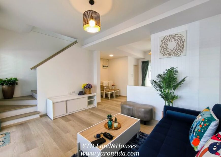 For rent, 2-storey townhouse, Indy Bangna-Ramkhamhaeng 2, near Mega Bangna