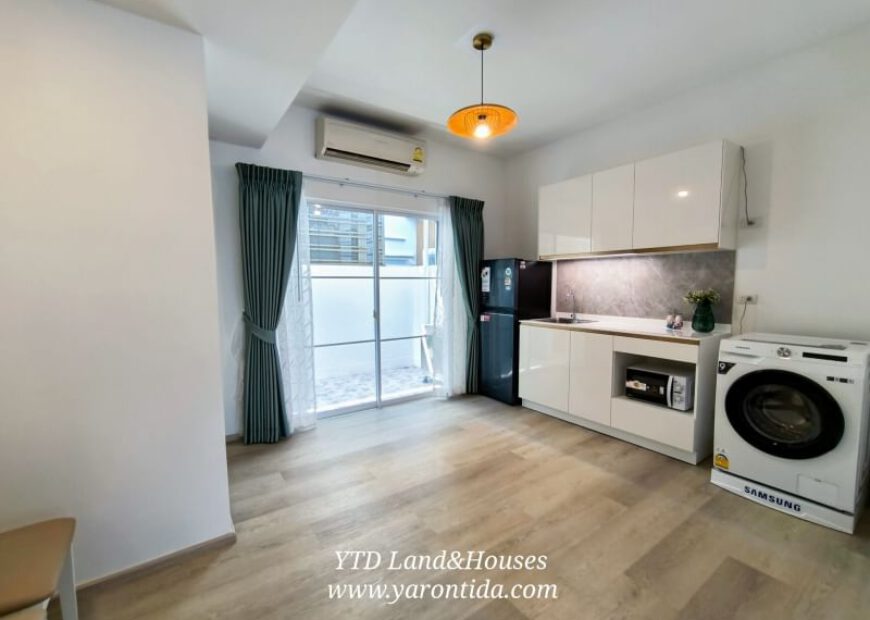 For rent, 2-storey townhouse, Indy Bangna-Ramkhamhaeng 2, near Mega Bangna