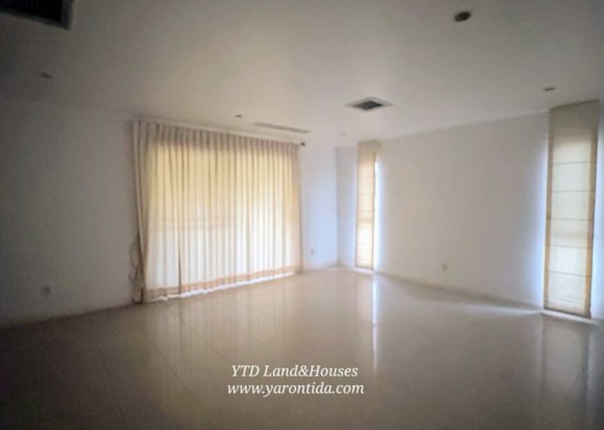 ขายบ้าน ในสนามกอล์ฟ บูรพากอล์ฟแอนด์รีสอร์ท ศรีราชา ชลบุรี