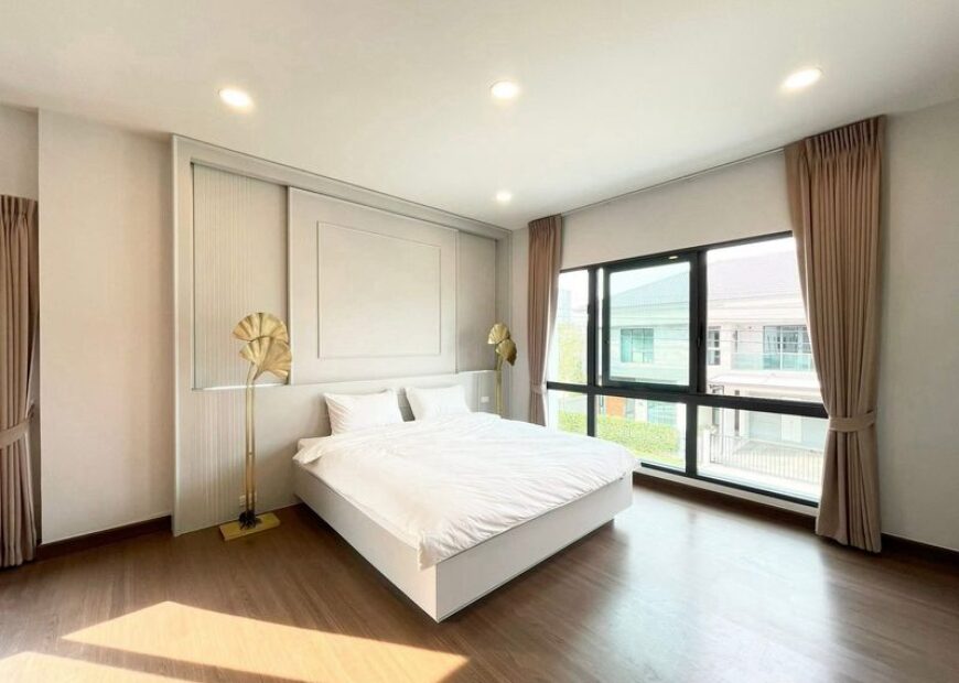 ให้เช่า บ้านโครงการ The City บางนา ไซส์ XXL, (เฟอร์นิเจอร์ครบ)