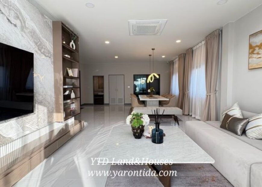 The City บางนา ไซส์ L บ้านเดี่ยวหรู โครงการใหม่ ติดเมกา-บางนา ให้เช่า  (เฟอร์นิเจอร์ครบ)
