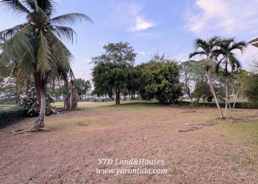 ขายบ้าน ในสนามกอล์ฟ บูรพากอล์ฟแอนด์รีสอร์ท ศรีราชา ชลบุรี