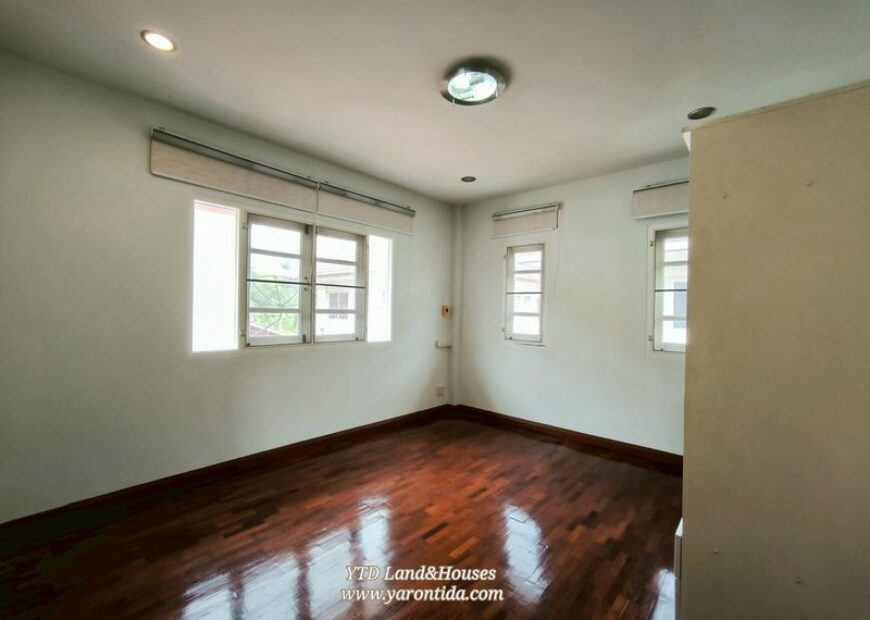 ขาย / ให้เช่า !!! บ้านเดี่ยว 2 ชั้น ใกล้สวนหลวง ร.9 โครงการ อิมพีเรียล พาร์ค