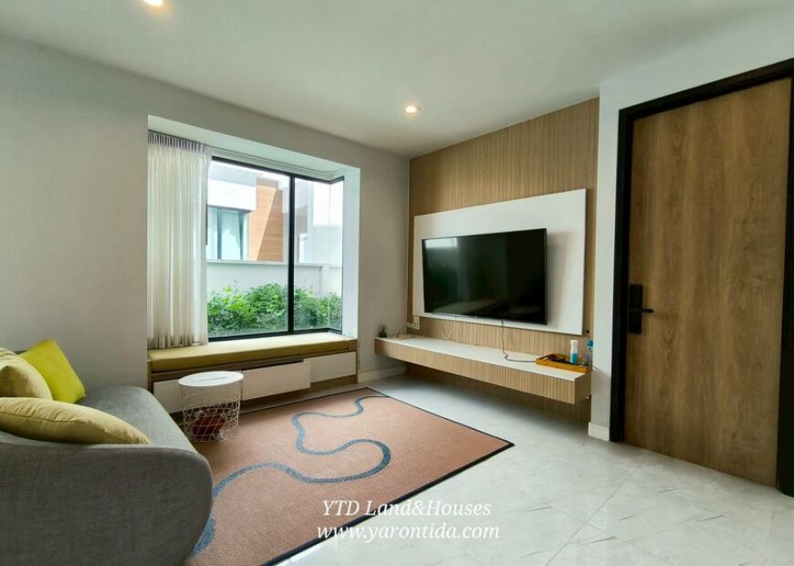 ขาย บ้านแฝด สไตล์บ้านเดี่ยว เป็นบ้าน 2 ชั้น โครงการ โคโม่ เบียงก้า บางนา