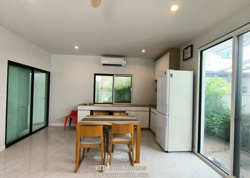 ขาย บ้านแฝด สไตล์บ้านเดี่ยว เป็นบ้าน 2 ชั้น โครงการ โคโม่ เบียงก้า บางนา