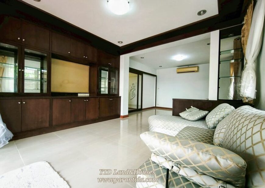 ขาย / ให้เช่า !!! บ้านเดี่ยว 2 ชั้น ใกล้สวนหลวง ร.9 โครงการ อิมพีเรียล พาร์ค